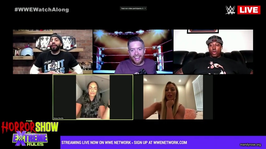 Live_The_Horror_Show_at_WWE_Extreme_Rules_Watch_Along_mp40062.jpg