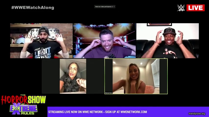 Live_The_Horror_Show_at_WWE_Extreme_Rules_Watch_Along_mp40070.jpg