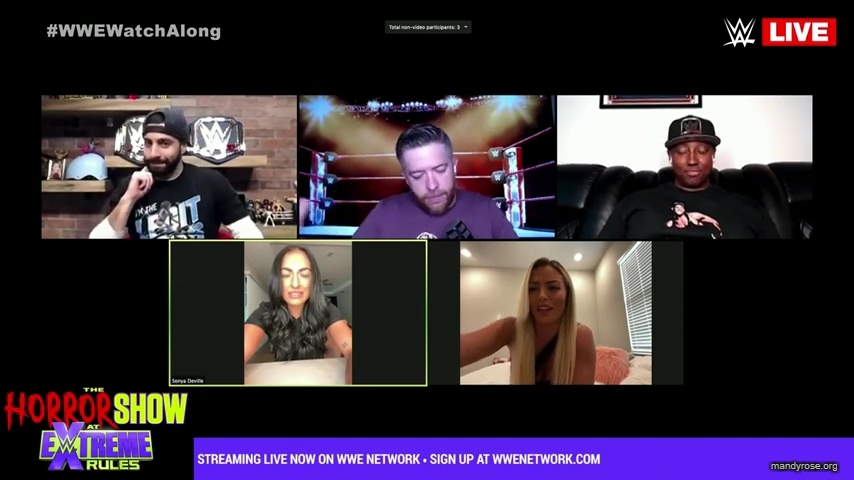 Live_The_Horror_Show_at_WWE_Extreme_Rules_Watch_Along_mp40124.jpg