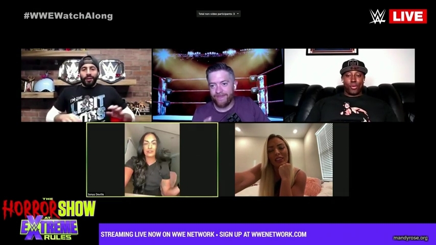 Live_The_Horror_Show_at_WWE_Extreme_Rules_Watch_Along_mp40153.jpg