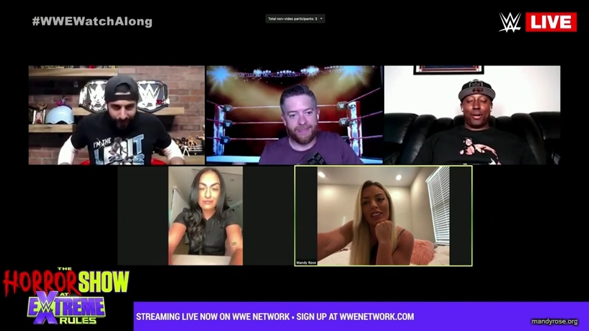 Live_The_Horror_Show_at_WWE_Extreme_Rules_Watch_Along_mp40154.jpg