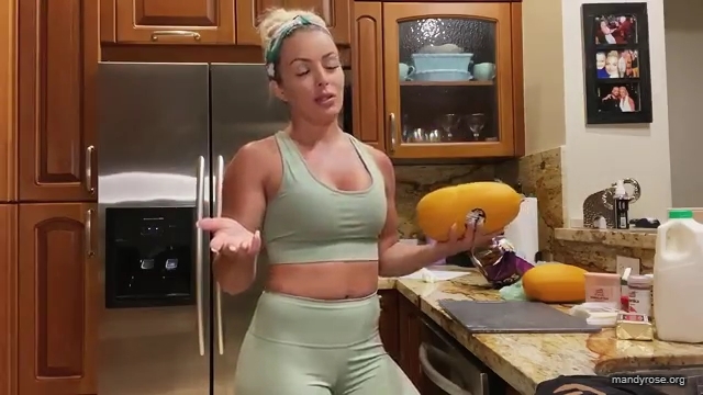 MANDY_ROSE___OTIS_Easy_Meals_To_Make_During_Quarantine_WWE_Cooking_mp40017.jpg