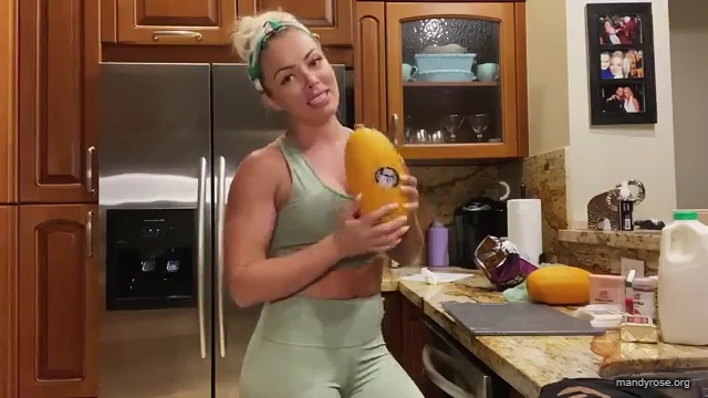 MANDY_ROSE___OTIS_Easy_Meals_To_Make_During_Quarantine_WWE_Cooking_mp40024.jpg