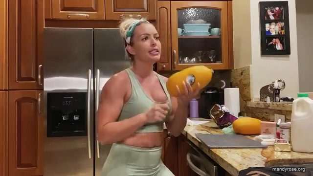 MANDY_ROSE___OTIS_Easy_Meals_To_Make_During_Quarantine_WWE_Cooking_mp40029.jpg