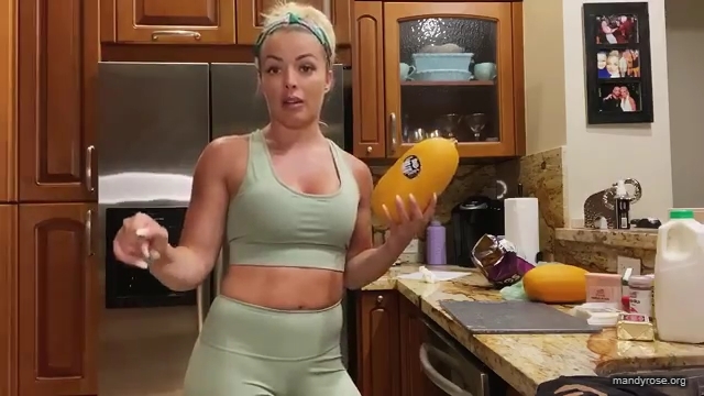 MANDY_ROSE___OTIS_Easy_Meals_To_Make_During_Quarantine_WWE_Cooking_mp40049.jpg