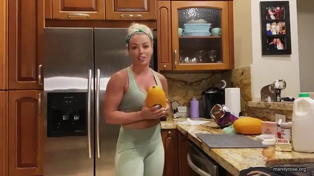 MANDY_ROSE___OTIS_Easy_Meals_To_Make_During_Quarantine_WWE_Cooking_mp40051.jpg