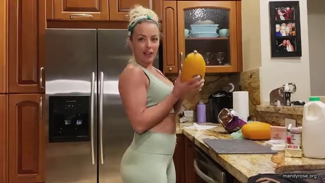 MANDY_ROSE___OTIS_Easy_Meals_To_Make_During_Quarantine_WWE_Cooking_mp40060.jpg