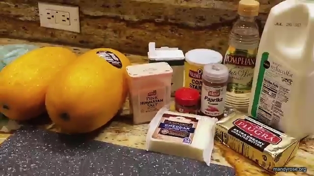 MANDY_ROSE___OTIS_Easy_Meals_To_Make_During_Quarantine_WWE_Cooking_mp40075.jpg