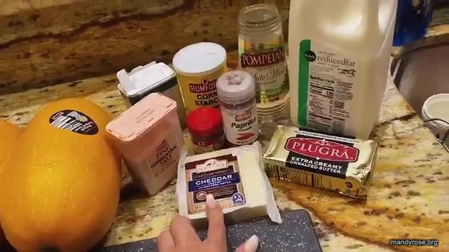 MANDY_ROSE___OTIS_Easy_Meals_To_Make_During_Quarantine_WWE_Cooking_mp40108.jpg