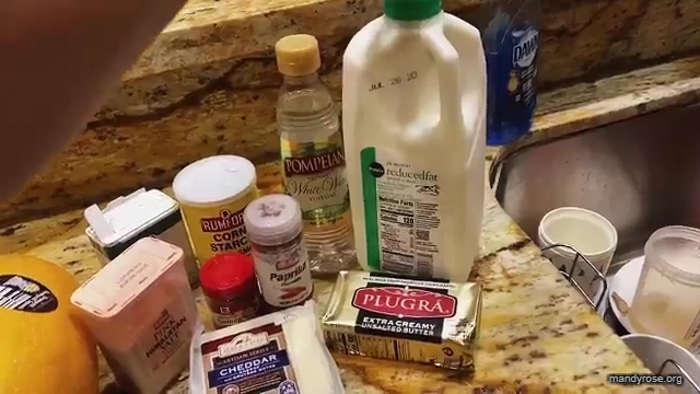 MANDY_ROSE___OTIS_Easy_Meals_To_Make_During_Quarantine_WWE_Cooking_mp40113.jpg