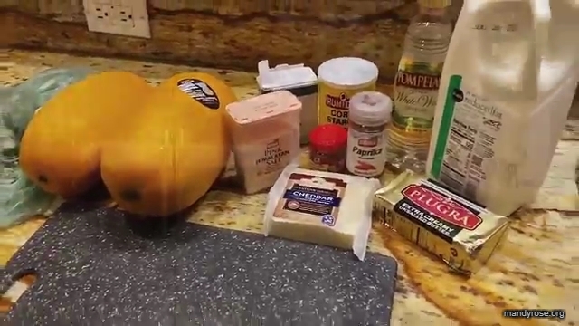 MANDY_ROSE___OTIS_Easy_Meals_To_Make_During_Quarantine_WWE_Cooking_mp40119.jpg