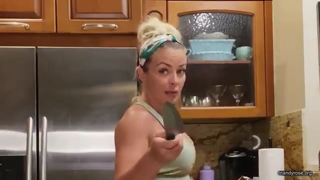 MANDY_ROSE___OTIS_Easy_Meals_To_Make_During_Quarantine_WWE_Cooking_mp40133.jpg