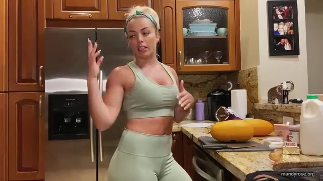 MANDY_ROSE___OTIS_Easy_Meals_To_Make_During_Quarantine_WWE_Cooking_mp40185.jpg