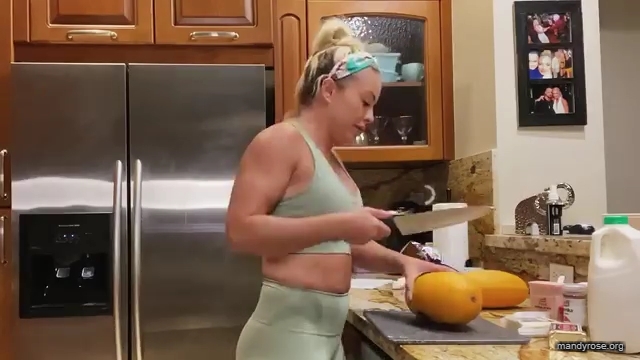 MANDY_ROSE___OTIS_Easy_Meals_To_Make_During_Quarantine_WWE_Cooking_mp40204.jpg