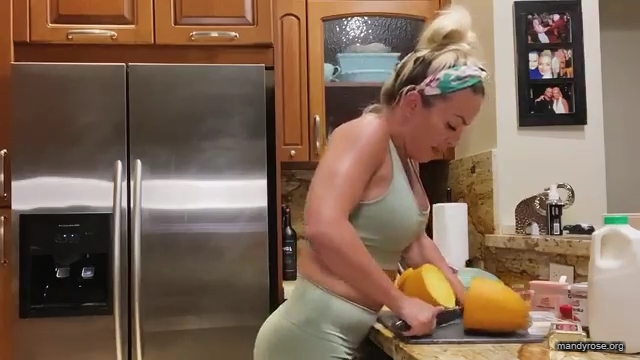 MANDY_ROSE___OTIS_Easy_Meals_To_Make_During_Quarantine_WWE_Cooking_mp40237.jpg