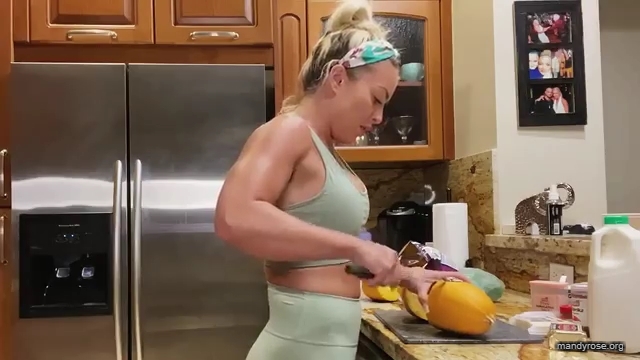 MANDY_ROSE___OTIS_Easy_Meals_To_Make_During_Quarantine_WWE_Cooking_mp40241.jpg
