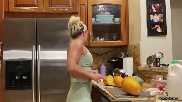 MANDY_ROSE___OTIS_Easy_Meals_To_Make_During_Quarantine_WWE_Cooking_mp40253.jpg