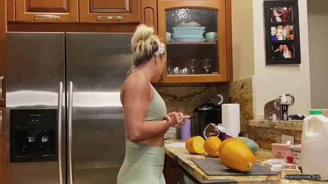 MANDY_ROSE___OTIS_Easy_Meals_To_Make_During_Quarantine_WWE_Cooking_mp40256.jpg