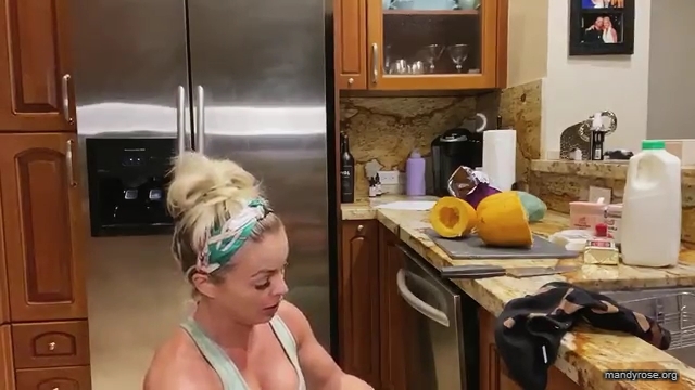 MANDY_ROSE___OTIS_Easy_Meals_To_Make_During_Quarantine_WWE_Cooking_mp40267.jpg