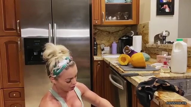 MANDY_ROSE___OTIS_Easy_Meals_To_Make_During_Quarantine_WWE_Cooking_mp40268.jpg