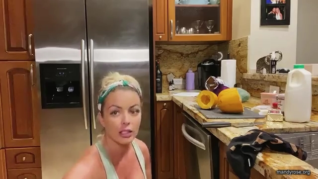MANDY_ROSE___OTIS_Easy_Meals_To_Make_During_Quarantine_WWE_Cooking_mp40271.jpg