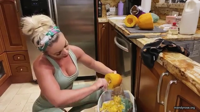MANDY_ROSE___OTIS_Easy_Meals_To_Make_During_Quarantine_WWE_Cooking_mp40281.jpg