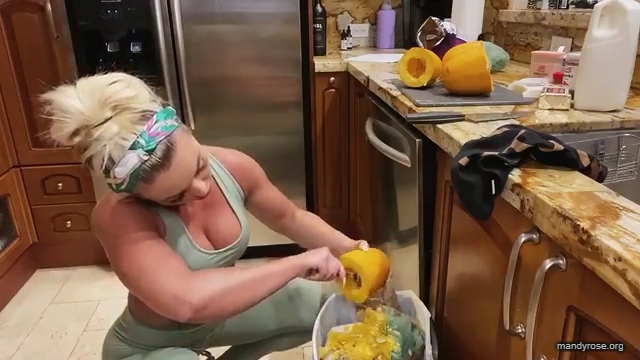 MANDY_ROSE___OTIS_Easy_Meals_To_Make_During_Quarantine_WWE_Cooking_mp40286.jpg