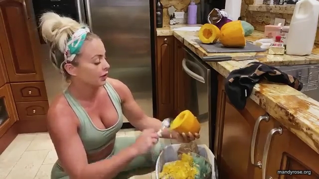 MANDY_ROSE___OTIS_Easy_Meals_To_Make_During_Quarantine_WWE_Cooking_mp40293.jpg