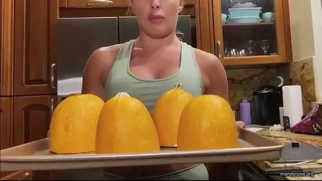 MANDY_ROSE___OTIS_Easy_Meals_To_Make_During_Quarantine_WWE_Cooking_mp40345.jpg