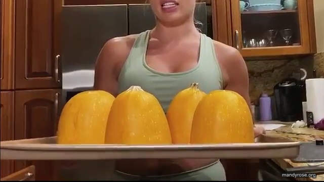 MANDY_ROSE___OTIS_Easy_Meals_To_Make_During_Quarantine_WWE_Cooking_mp40347.jpg