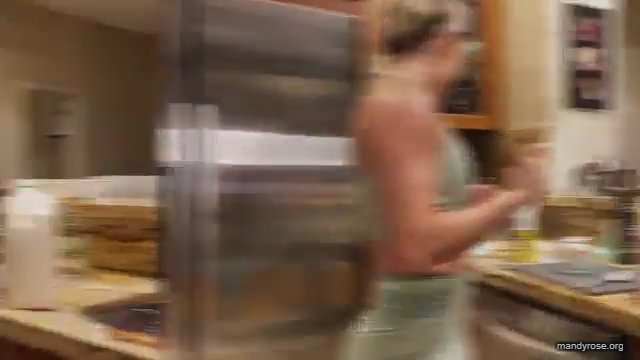 MANDY_ROSE___OTIS_Easy_Meals_To_Make_During_Quarantine_WWE_Cooking_mp40371.jpg