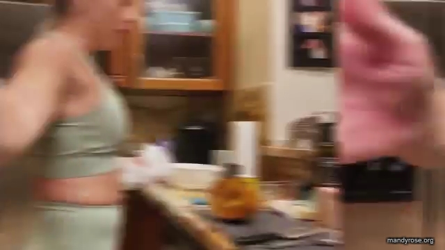 MANDY_ROSE___OTIS_Easy_Meals_To_Make_During_Quarantine_WWE_Cooking_mp40417.jpg
