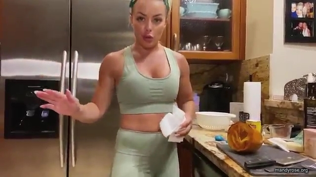 MANDY_ROSE___OTIS_Easy_Meals_To_Make_During_Quarantine_WWE_Cooking_mp40418.jpg
