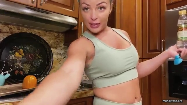 MANDY_ROSE___OTIS_Easy_Meals_To_Make_During_Quarantine_WWE_Cooking_mp40482.jpg