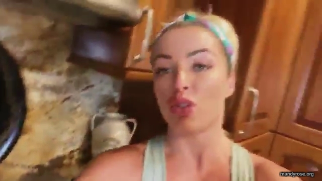 MANDY_ROSE___OTIS_Easy_Meals_To_Make_During_Quarantine_WWE_Cooking_mp40574.jpg