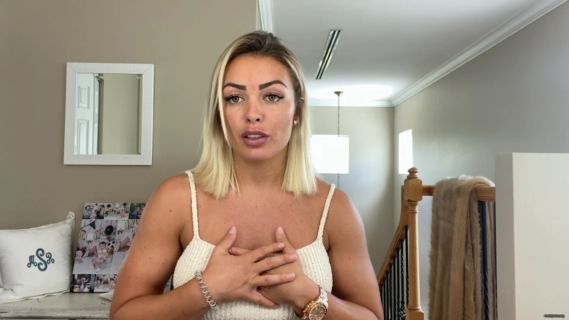 MY_NEW_LOOK21_How-to_do_your_makeup_in_less_than_10_mins21_mp40036.jpg