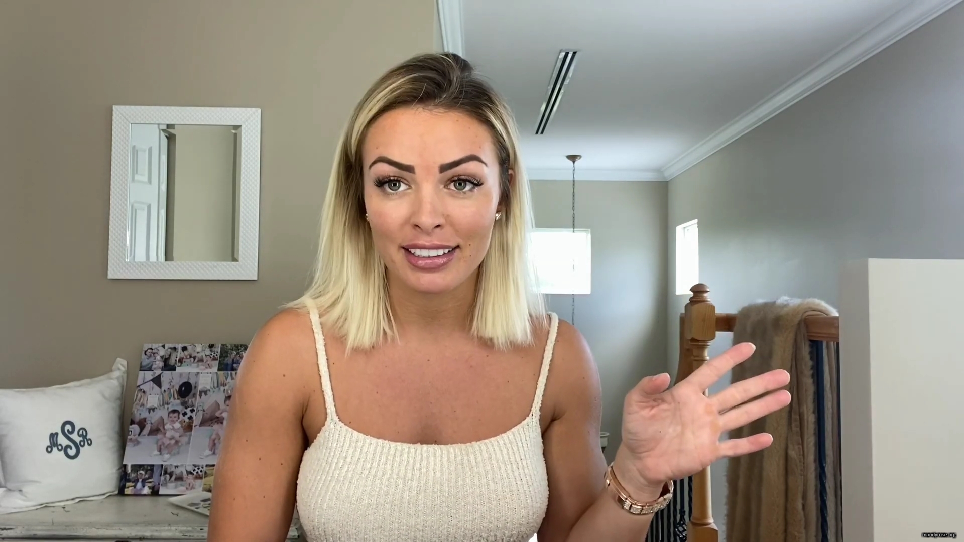 MY_NEW_LOOK21_How-to_do_your_makeup_in_less_than_10_mins21_mp40059.jpg