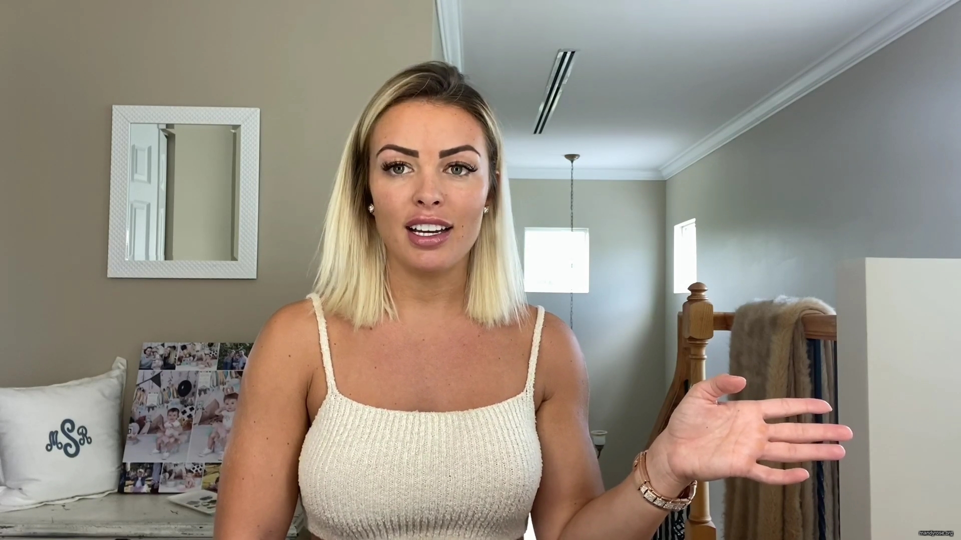 MY_NEW_LOOK21_How-to_do_your_makeup_in_less_than_10_mins21_mp40084.jpg
