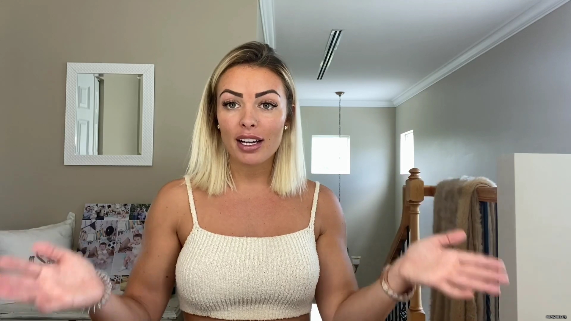 MY_NEW_LOOK21_How-to_do_your_makeup_in_less_than_10_mins21_mp40086.jpg