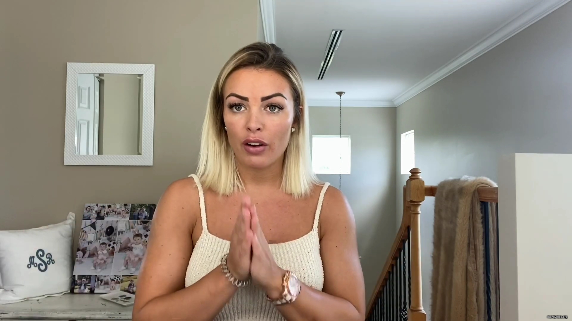 MY_NEW_LOOK21_How-to_do_your_makeup_in_less_than_10_mins21_mp40107.jpg