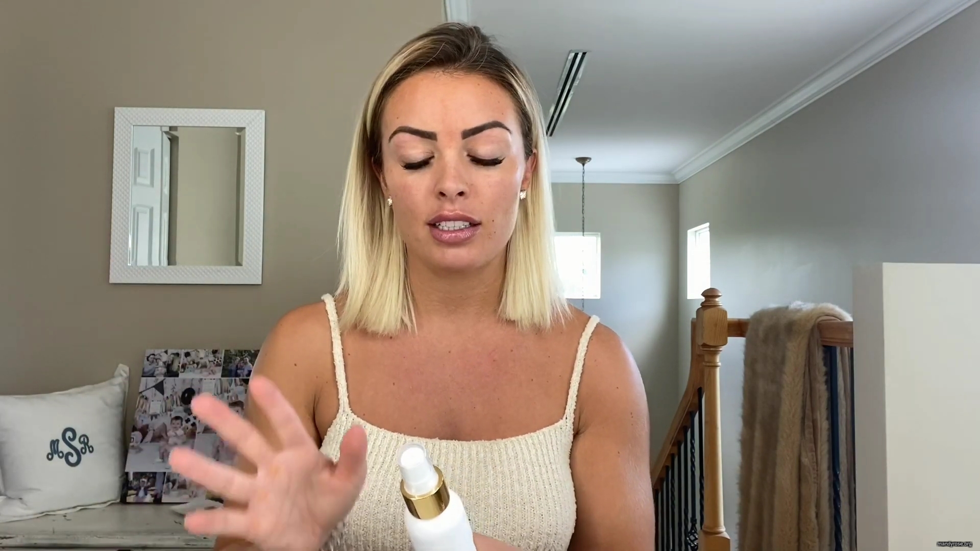 MY_NEW_LOOK21_How-to_do_your_makeup_in_less_than_10_mins21_mp40131.jpg