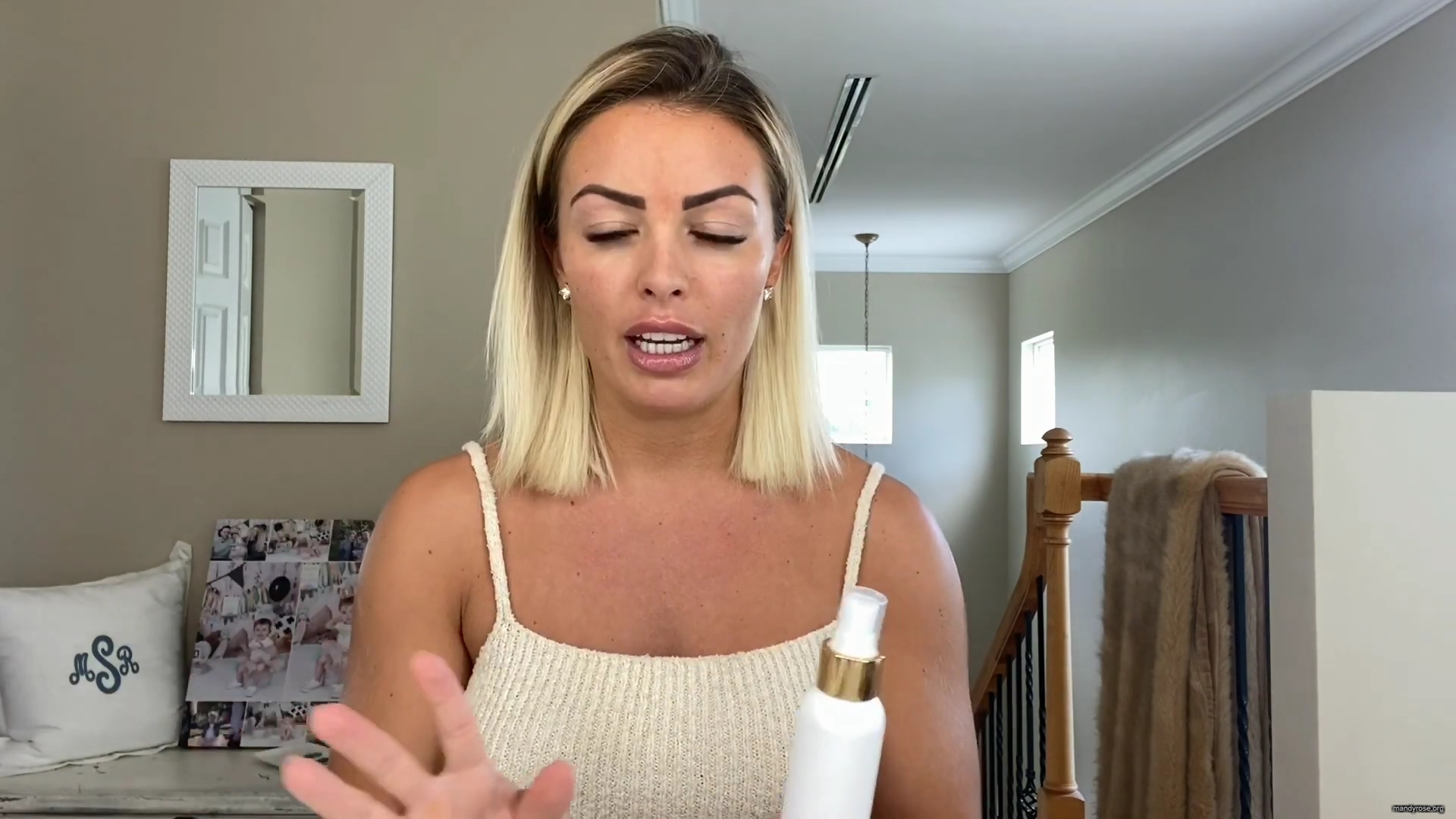 MY_NEW_LOOK21_How-to_do_your_makeup_in_less_than_10_mins21_mp40135.jpg