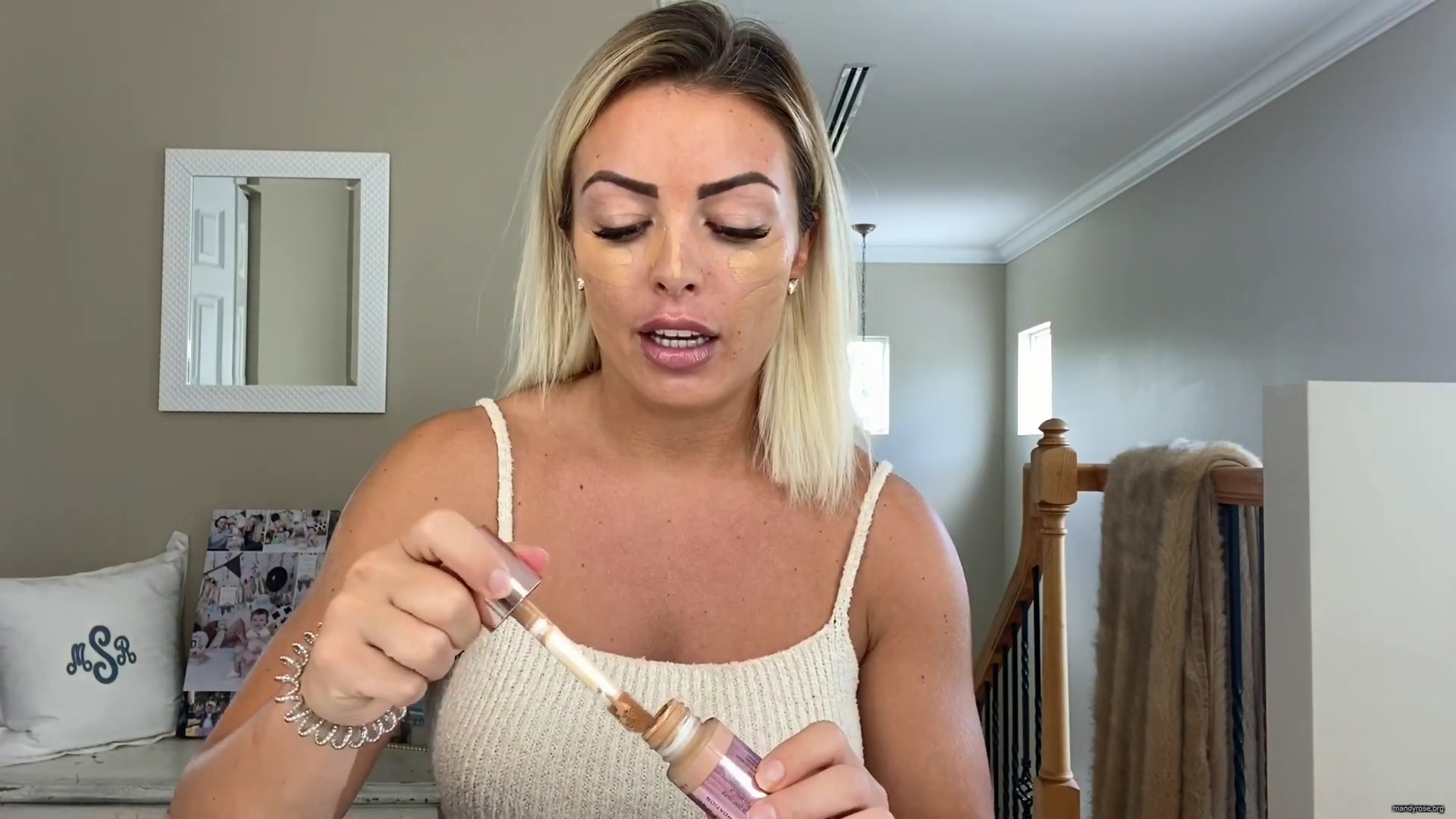 MY_NEW_LOOK21_How-to_do_your_makeup_in_less_than_10_mins21_mp40241.jpg