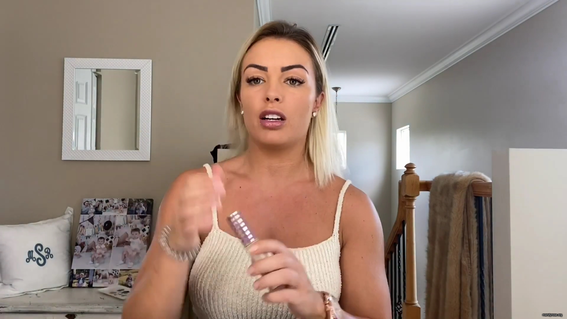 MY_NEW_LOOK21_How-to_do_your_makeup_in_less_than_10_mins21_mp40341.jpg