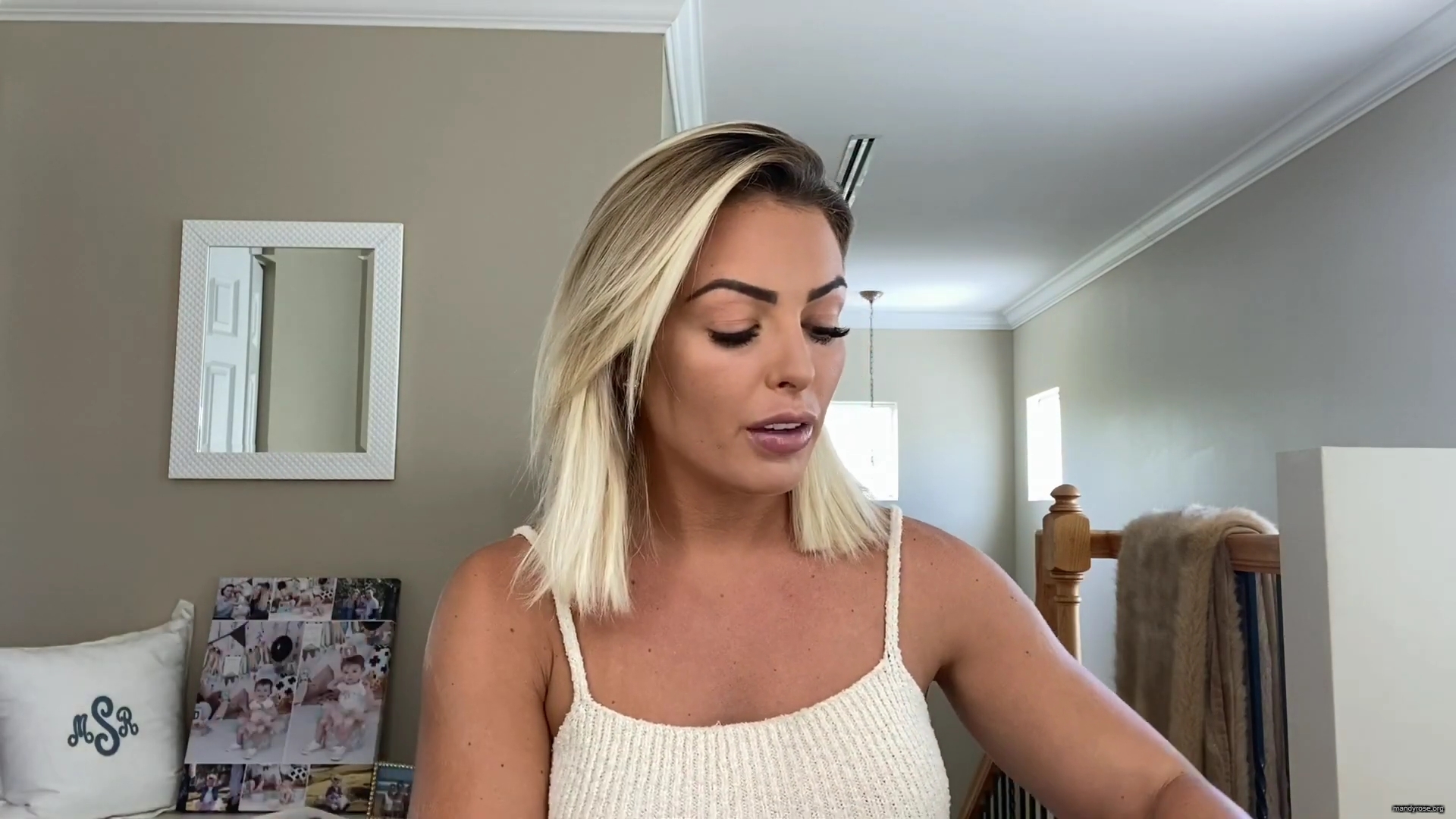 MY_NEW_LOOK21_How-to_do_your_makeup_in_less_than_10_mins21_mp40630.jpg