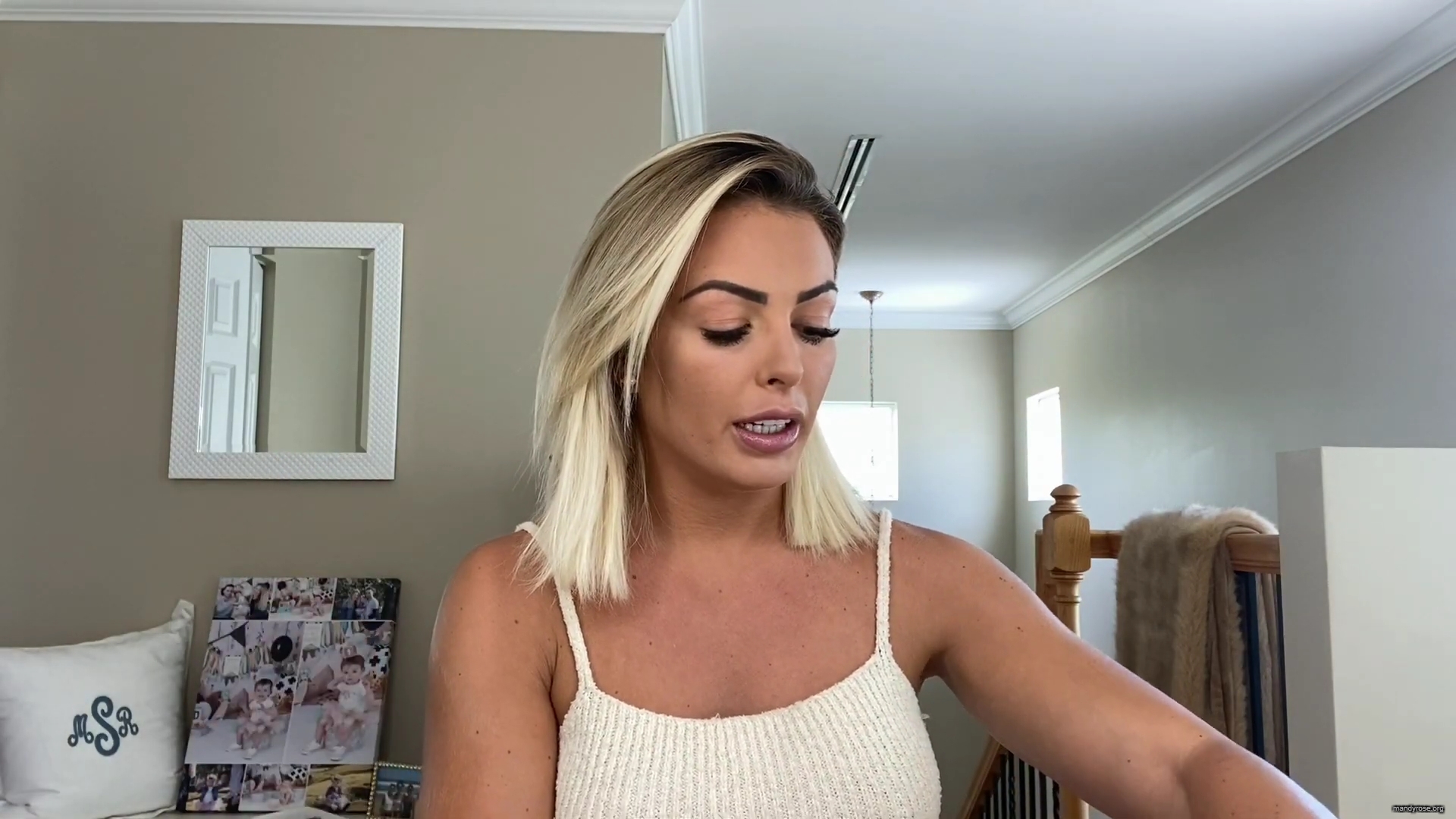 MY_NEW_LOOK21_How-to_do_your_makeup_in_less_than_10_mins21_mp40631.jpg