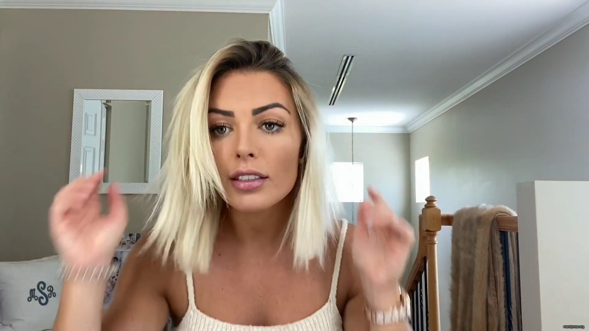 MY_NEW_LOOK21_How-to_do_your_makeup_in_less_than_10_mins21_mp40691.jpg