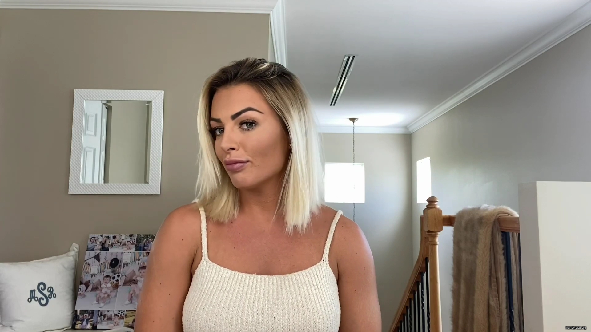 MY_NEW_LOOK21_How-to_do_your_makeup_in_less_than_10_mins21_mp40709.jpg