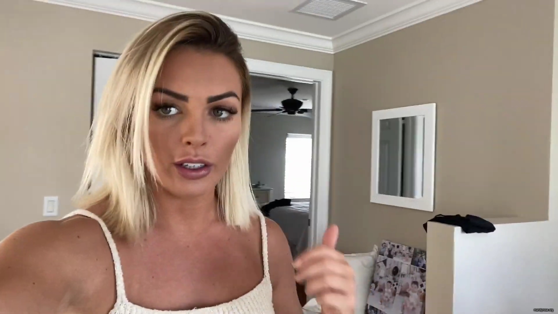 MY_NEW_LOOK21_How-to_do_your_makeup_in_less_than_10_mins21_mp40755.jpg