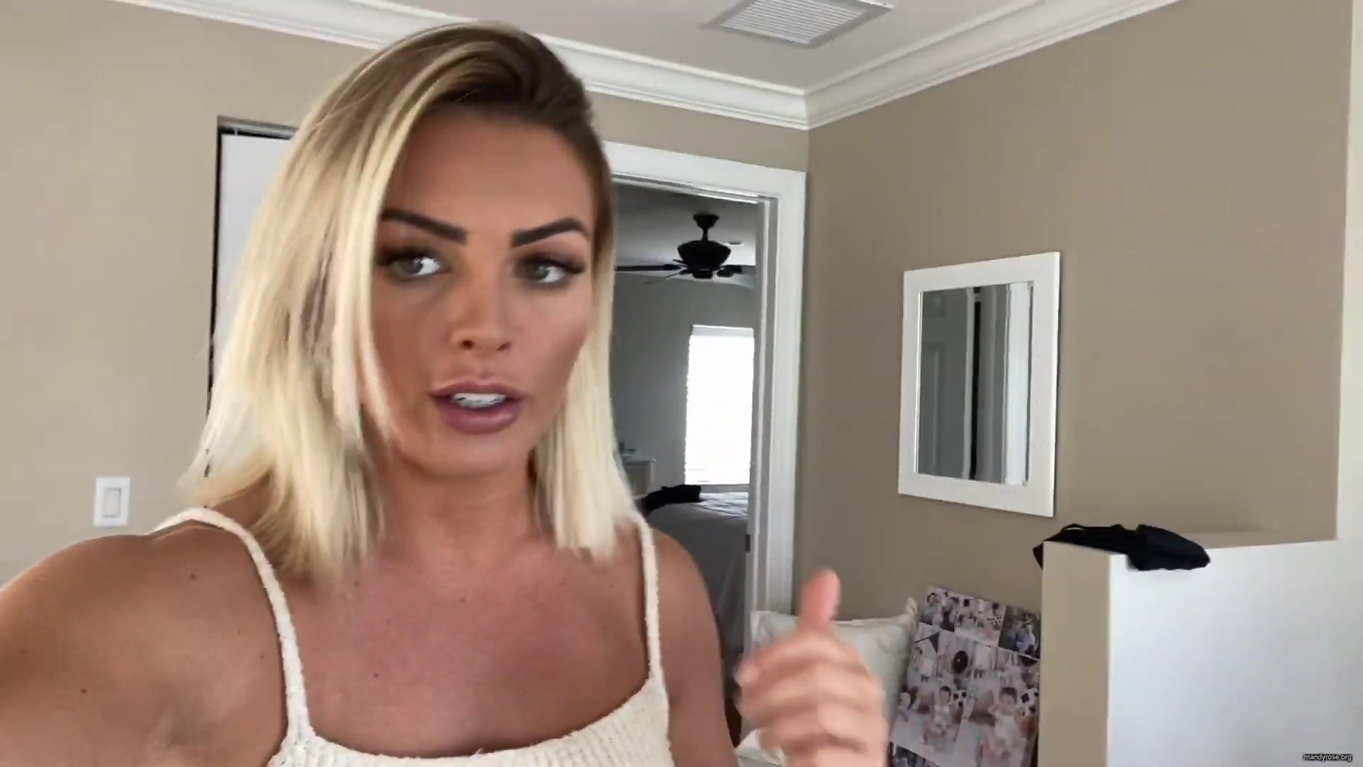 MY_NEW_LOOK21_How-to_do_your_makeup_in_less_than_10_mins21_mp40764.jpg